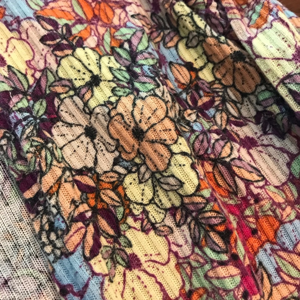 Cardigan - Picture 2 of 3